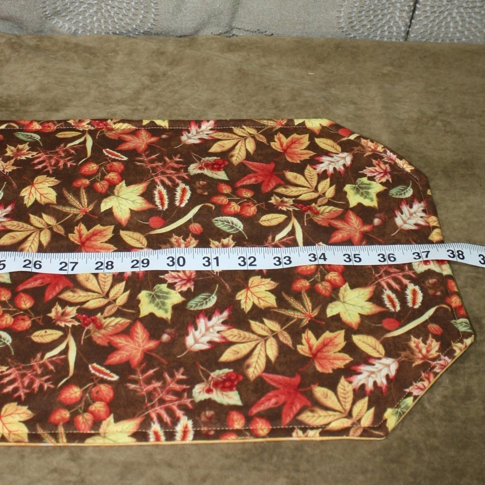 Hand-Craft Reversible Table Setting Fall/Christmas - Picture 6 of 7